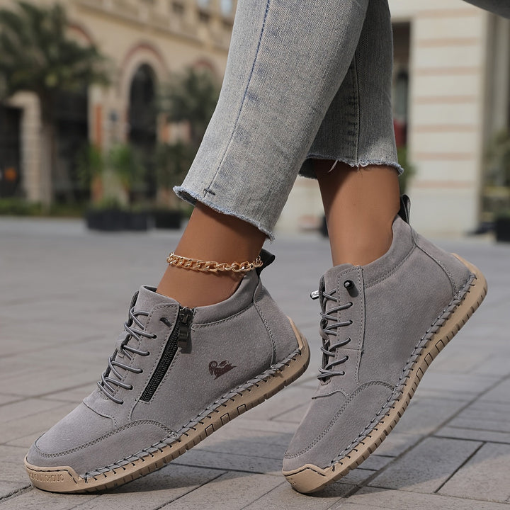 Mila — Comfortable & Supportive Sneakers with Zipper