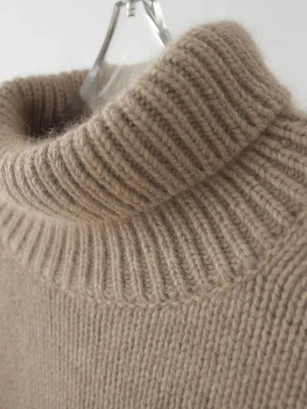 Amy - Sweater